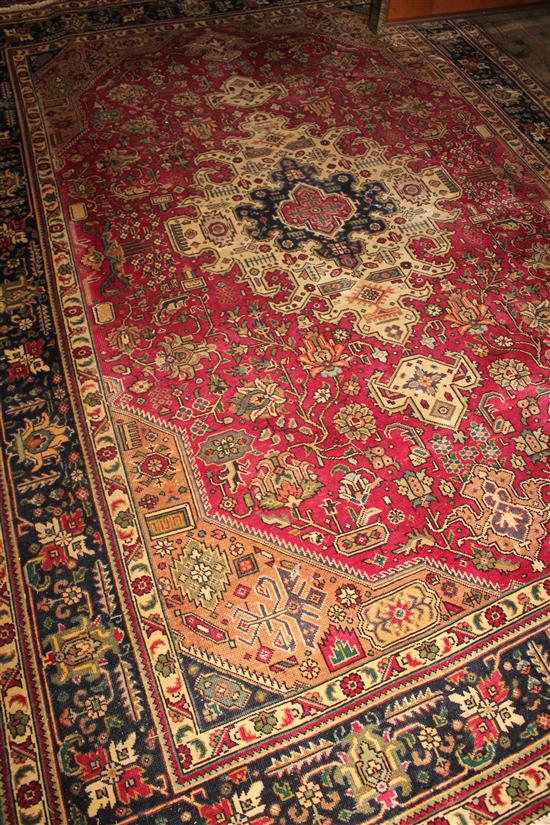 Tabriz rug 2.92 x 1.84